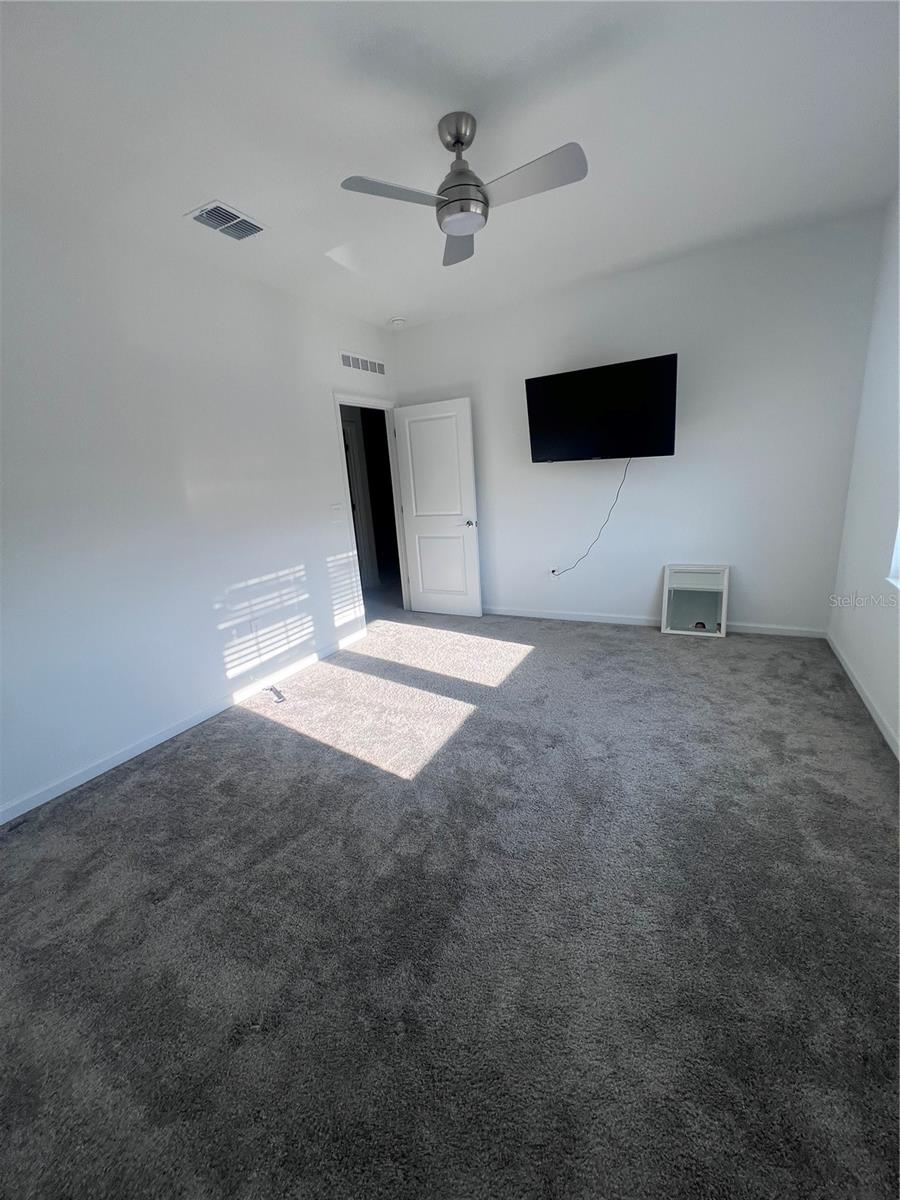 Image 7 of 12 For 2653 Runners Circle