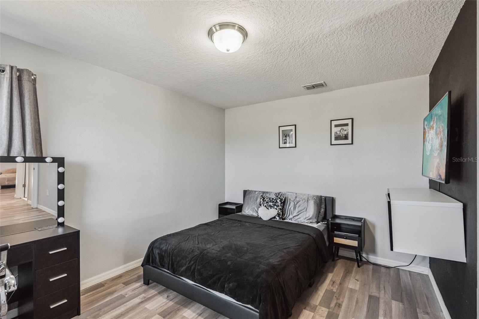 Image 21 of 53 For 2451 Sky Stone Court