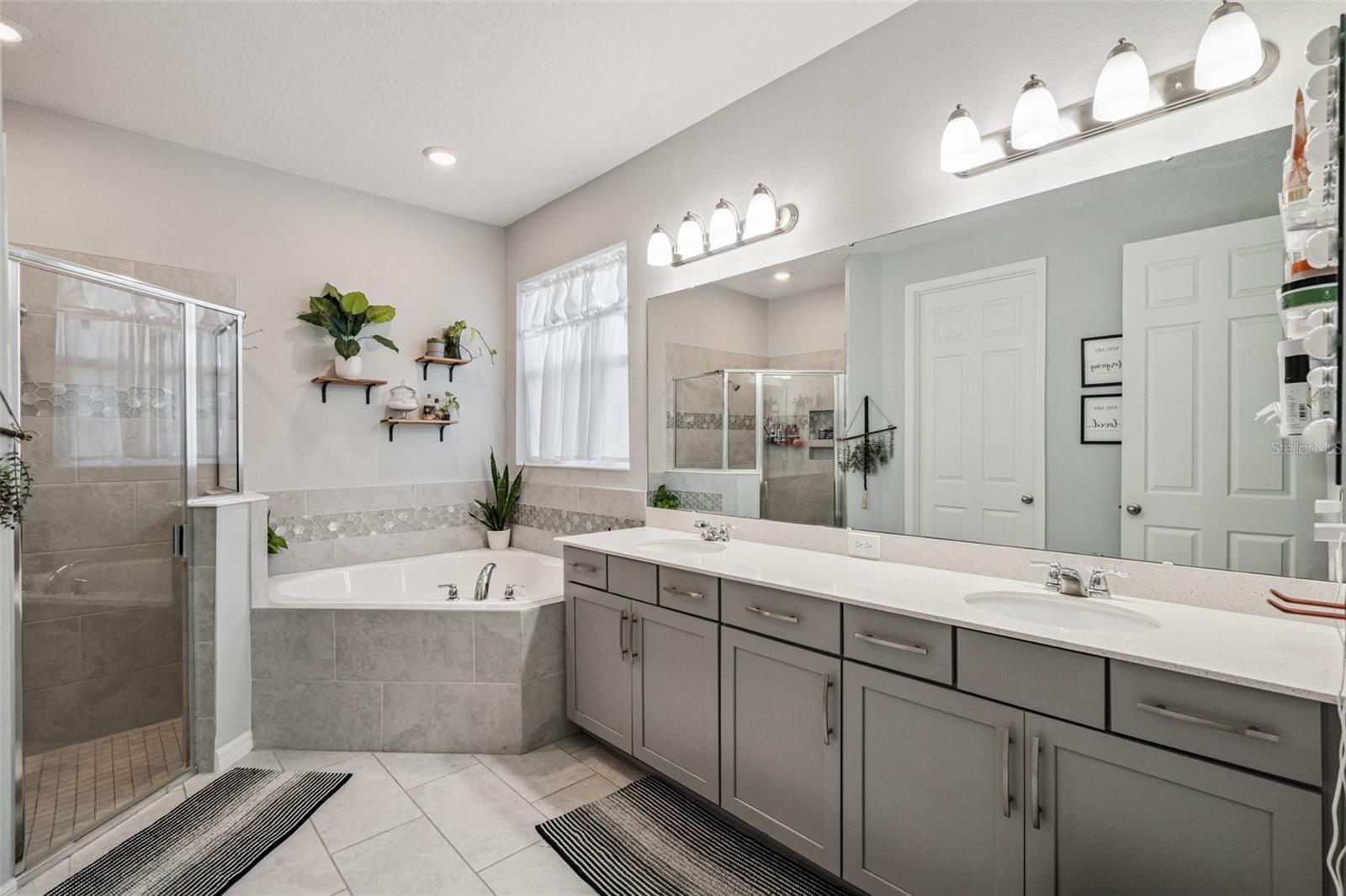 Image 25 of 53 For 2451 Sky Stone Court