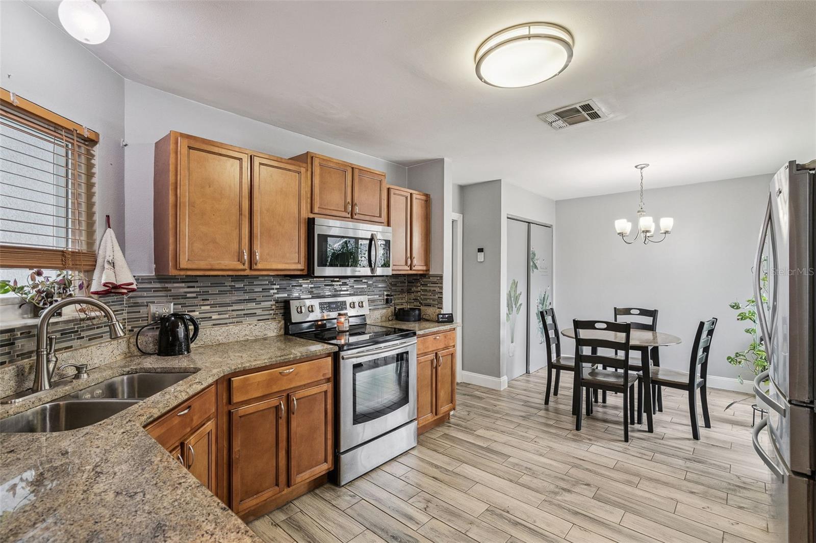 Image 4 of 20 For 13031 Phoenix Woods Lane