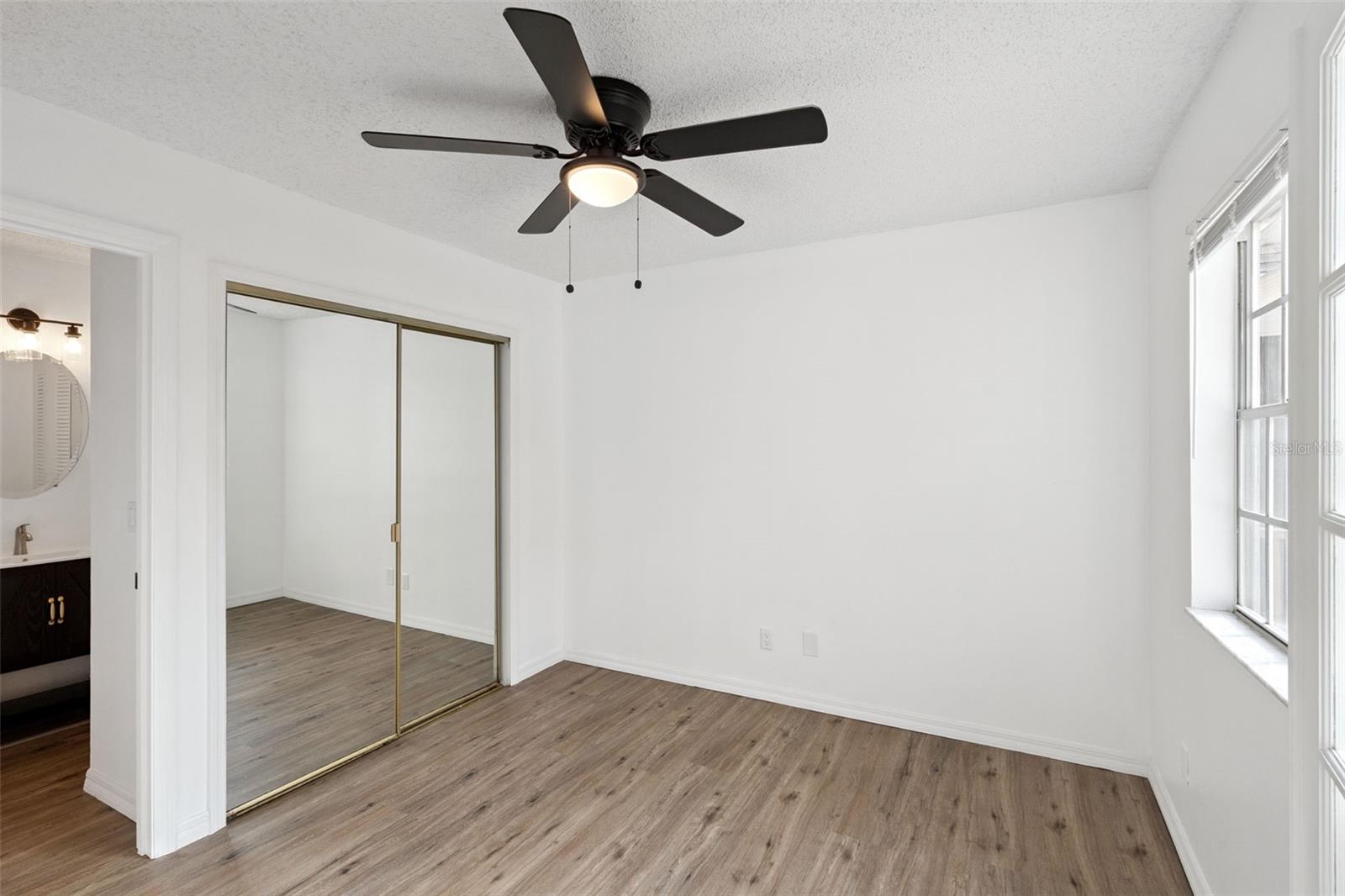 Image 21 of 38 For 624 Cambridge Way 104