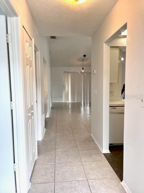 Image 10 of 31 For 5625 Blue Shadows Court 67-4