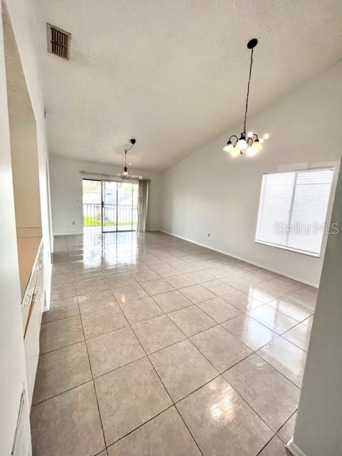 Image 12 of 31 For 5625 Blue Shadows Court 67-4