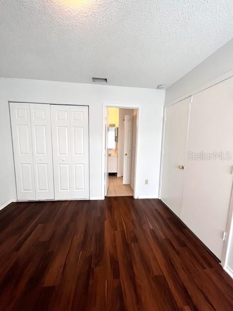 Image 21 of 31 For 5625 Blue Shadows Court 67-4