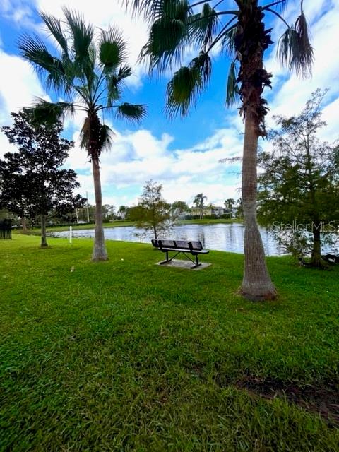 Image 26 of 31 For 5625 Blue Shadows Court 67-4