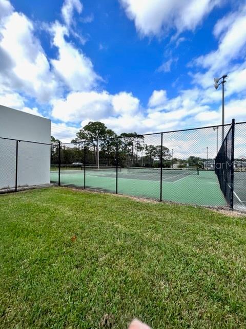 Image 29 of 31 For 5625 Blue Shadows Court 67-4