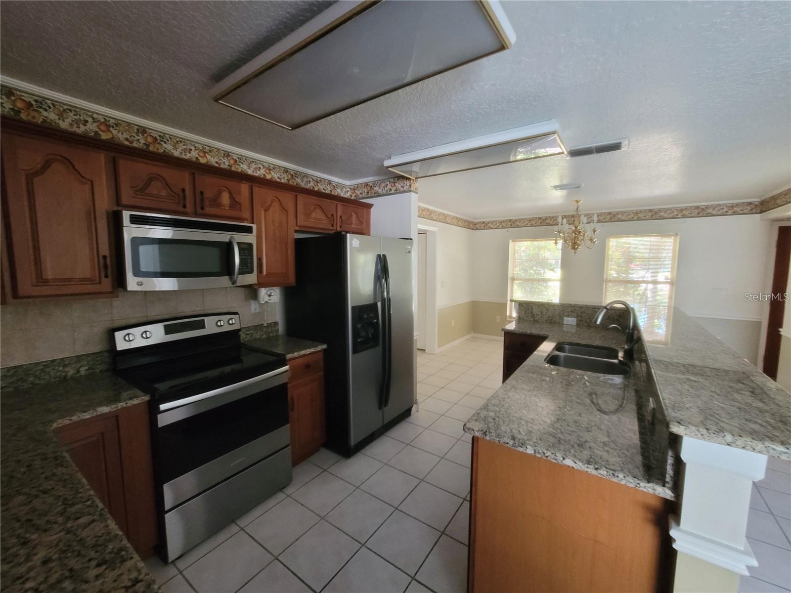 Image 29 of 50 For 1785 Grove Court