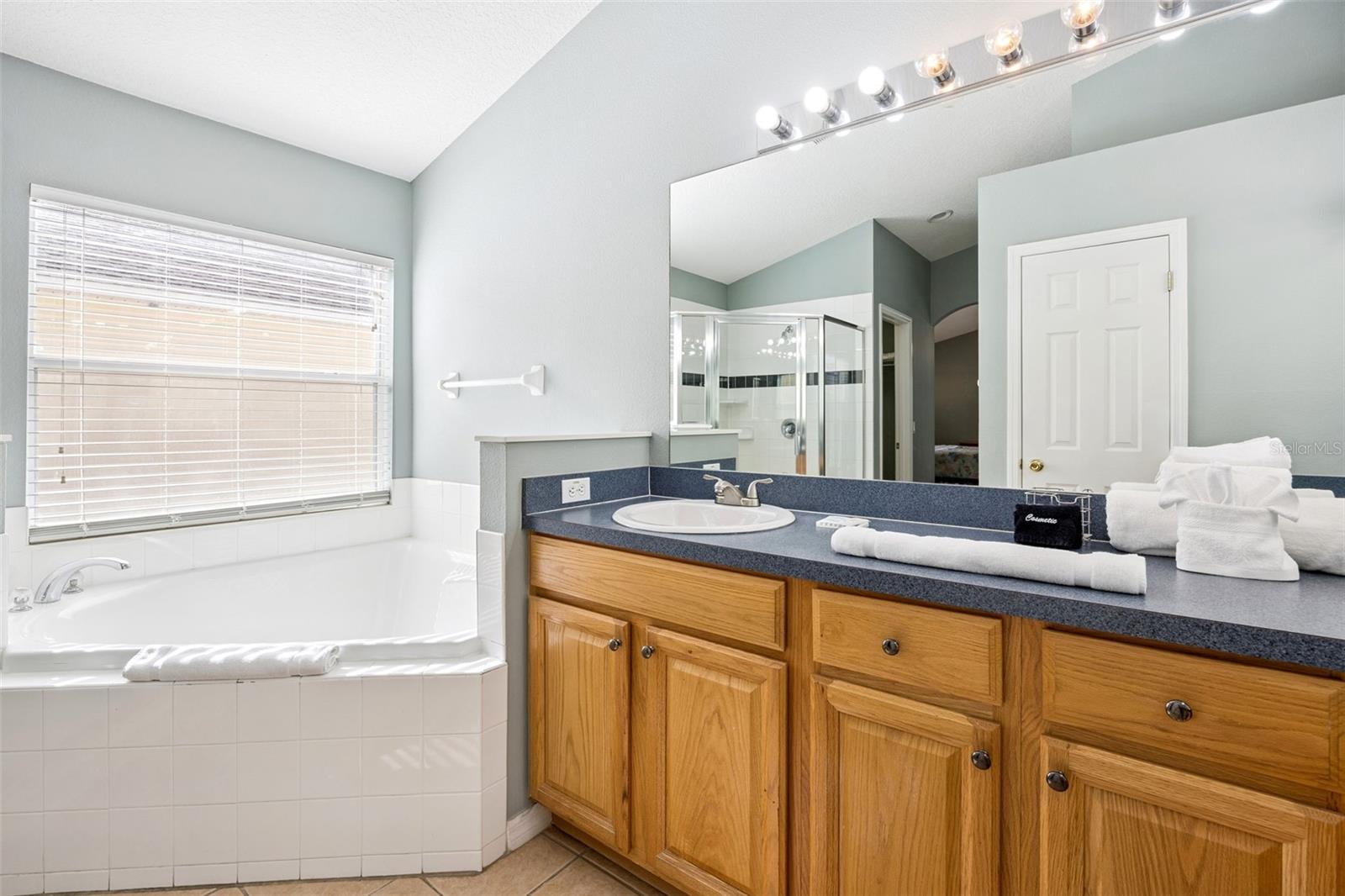 Image 25 of 40 For 746 Kildrummy Drive