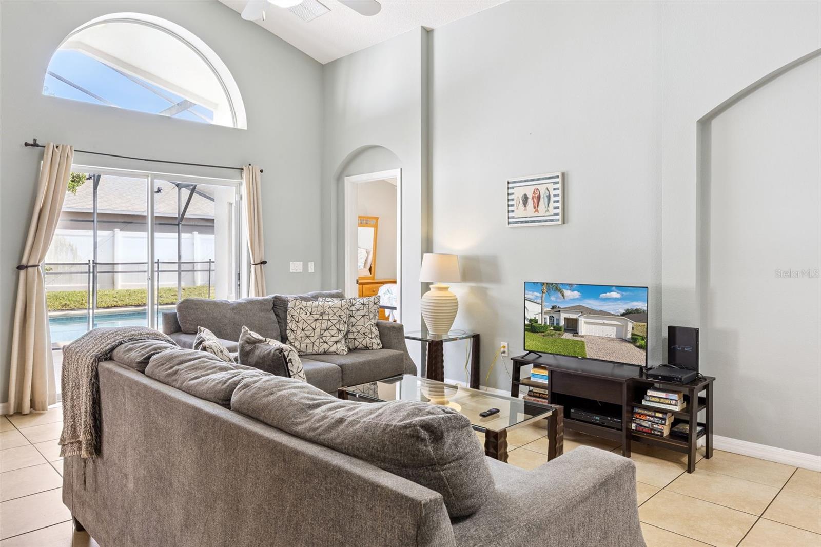 Image 7 of 40 For 746 Kildrummy Drive