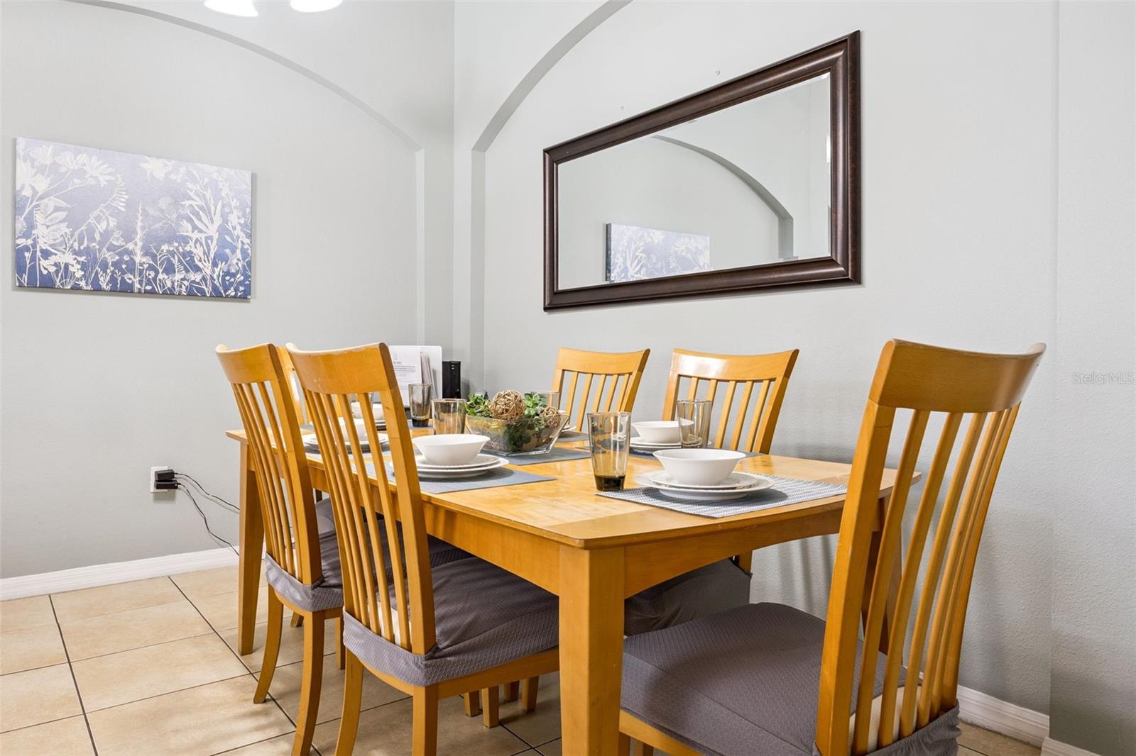 Image 9 of 40 For 746 Kildrummy Drive