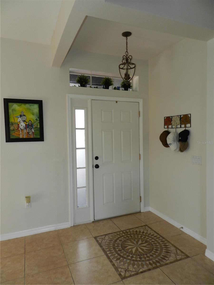 Image 14 of 55 For 2641 Meadow View Court