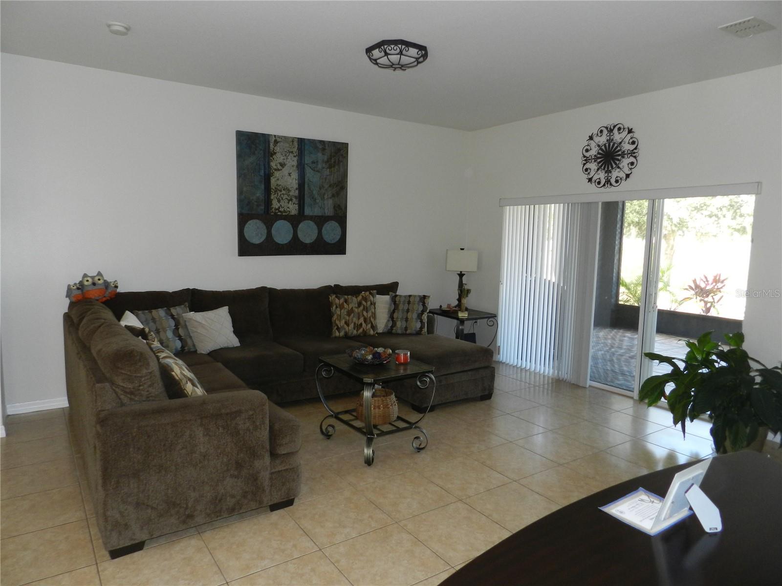 Image 18 of 55 For 2641 Meadow View Court