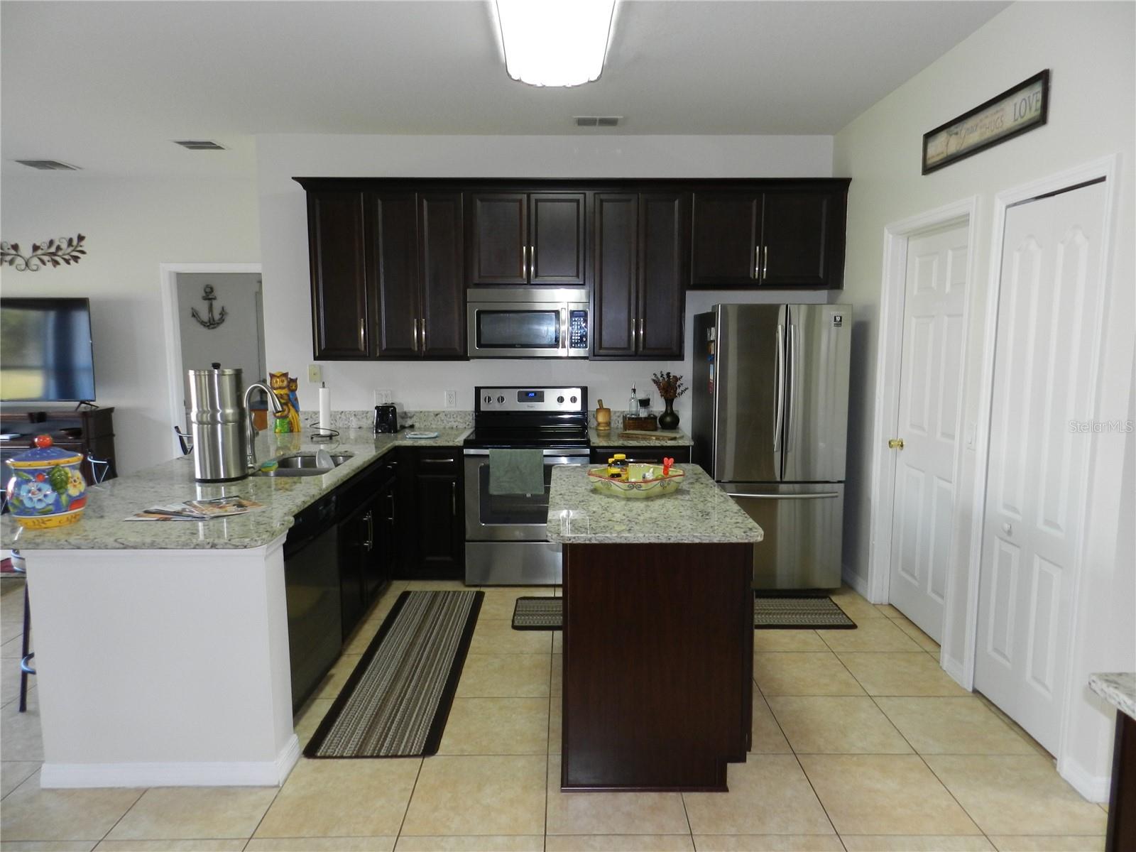 Image 23 of 55 For 2641 Meadow View Court