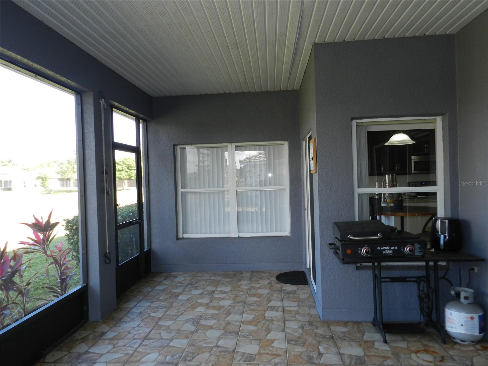 Image 29 of 55 For 2641 Meadow View Court