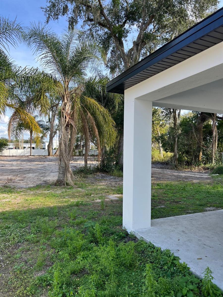 Image 18 of 23 For 1215 Crawford Avenue