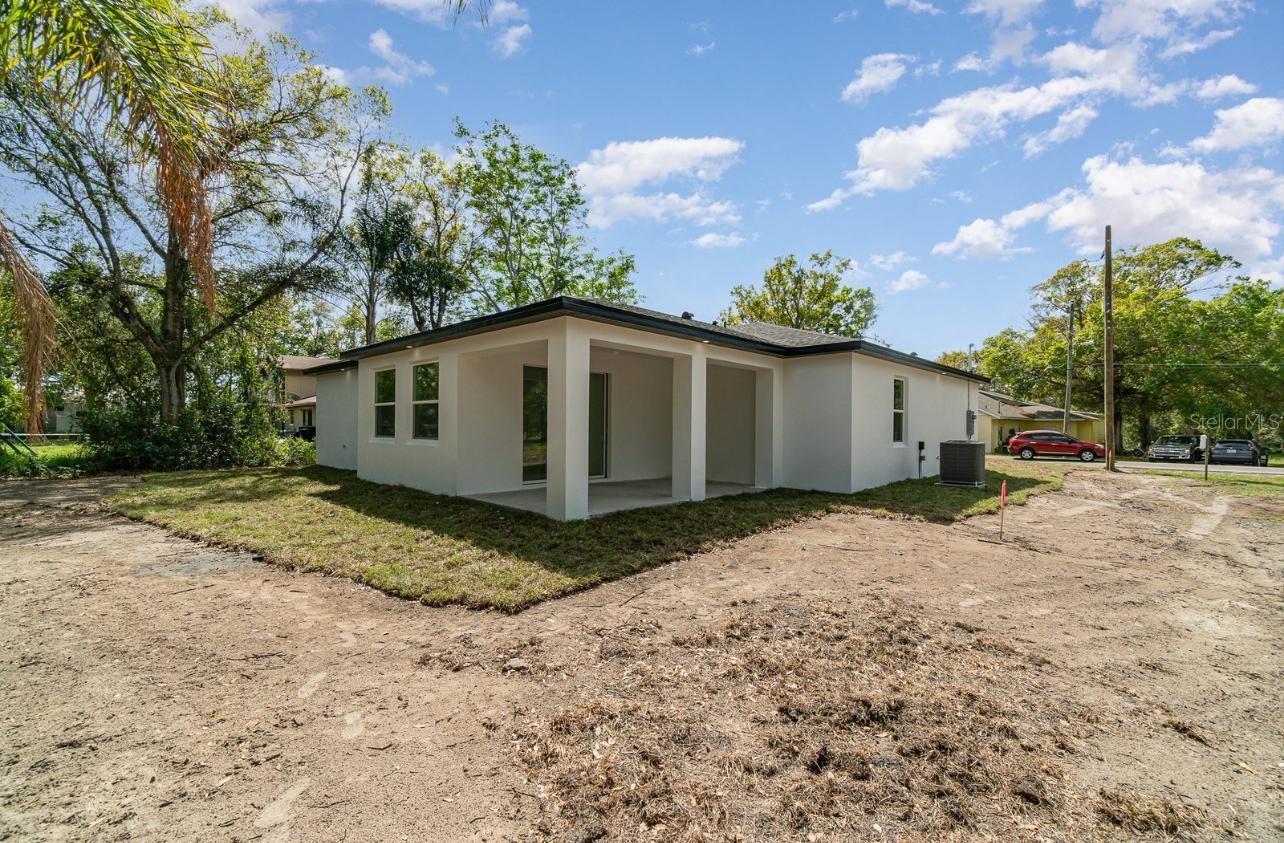 Image 21 of 23 For 1215 Crawford Avenue