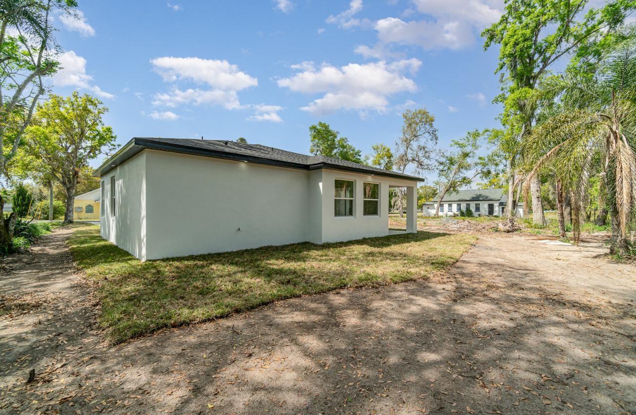 Image 22 of 23 For 1215 Crawford Avenue