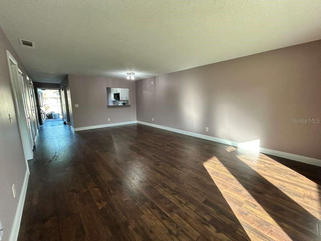 Image 3 of 23 For 600 Northern Way 506