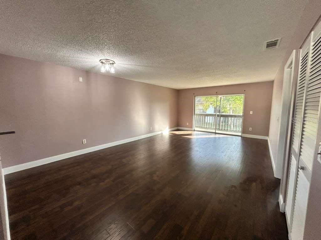 Image 6 of 23 For 600 Northern Way 506