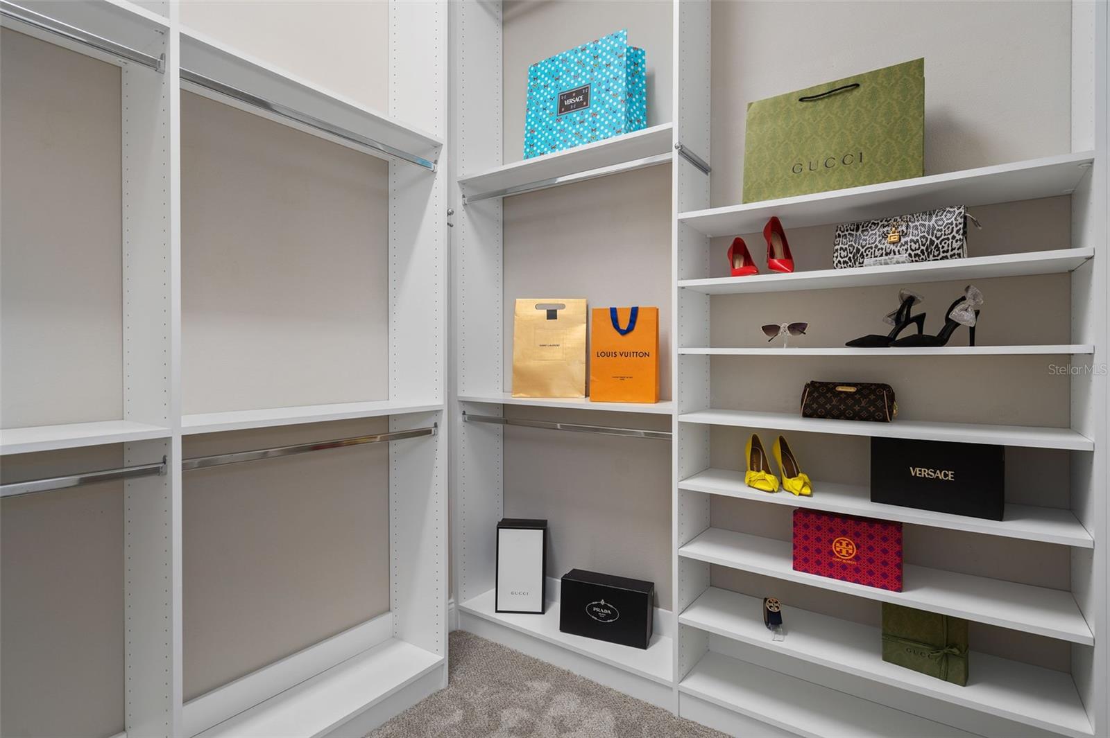 Image 31 of 88 For 8467 Laureate Boulevard