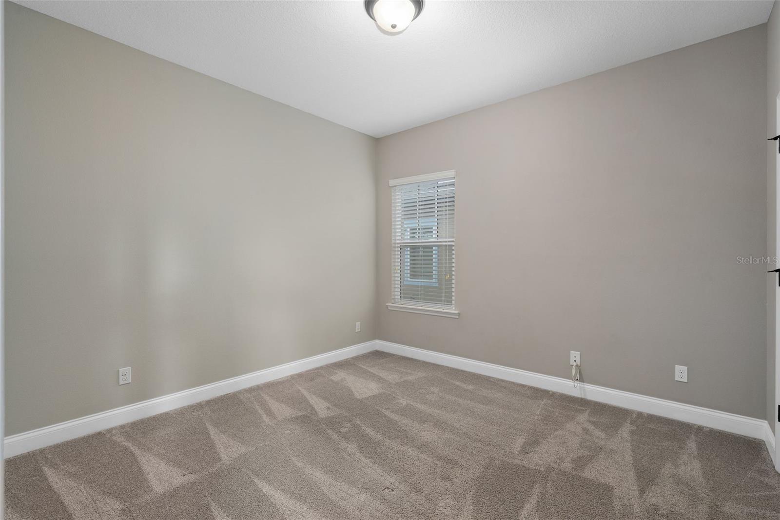 Image 35 of 88 For 8467 Laureate Boulevard