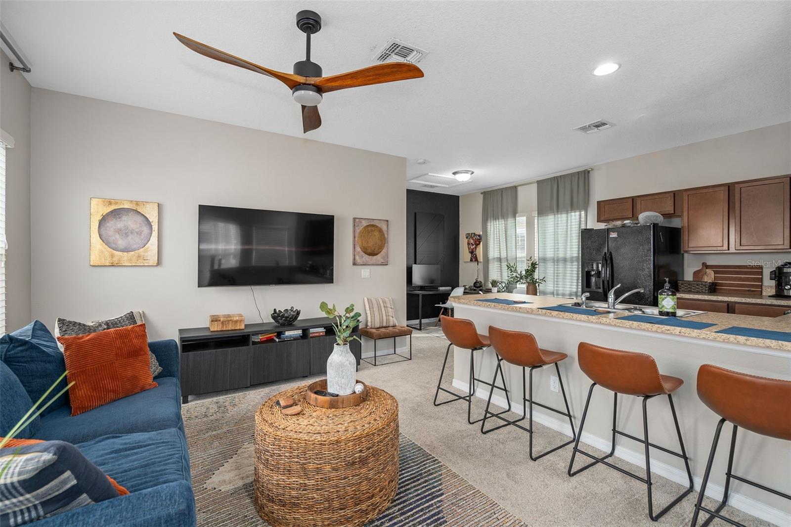 Image 47 of 88 For 8467 Laureate Boulevard