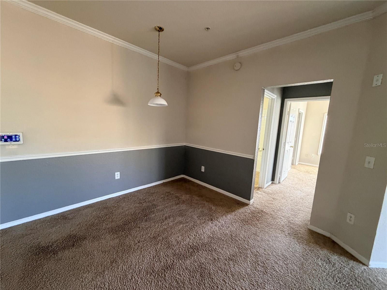 Image 7 of 19 For 3561 Conroy Road 231