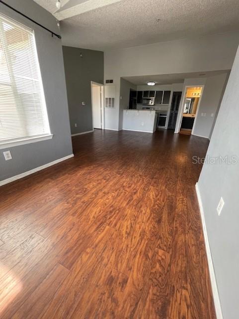 Image 11 of 37 For 2204 Key West Court 533