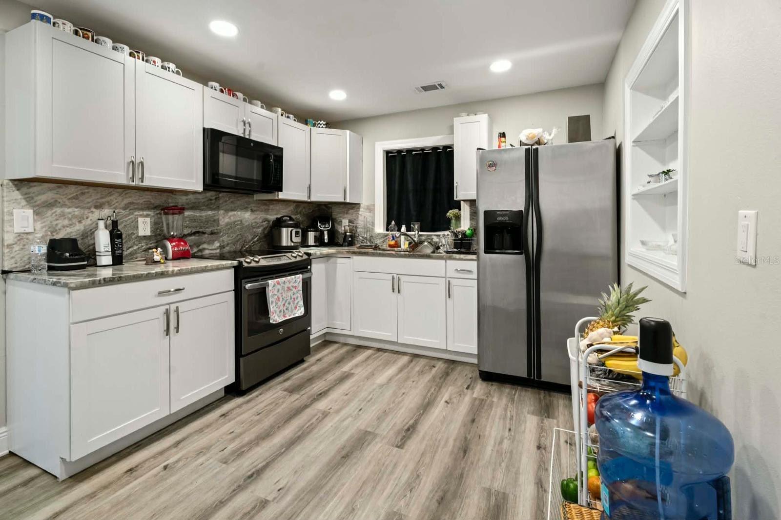 Image 4 of 9 For 145 Michigan Avenue