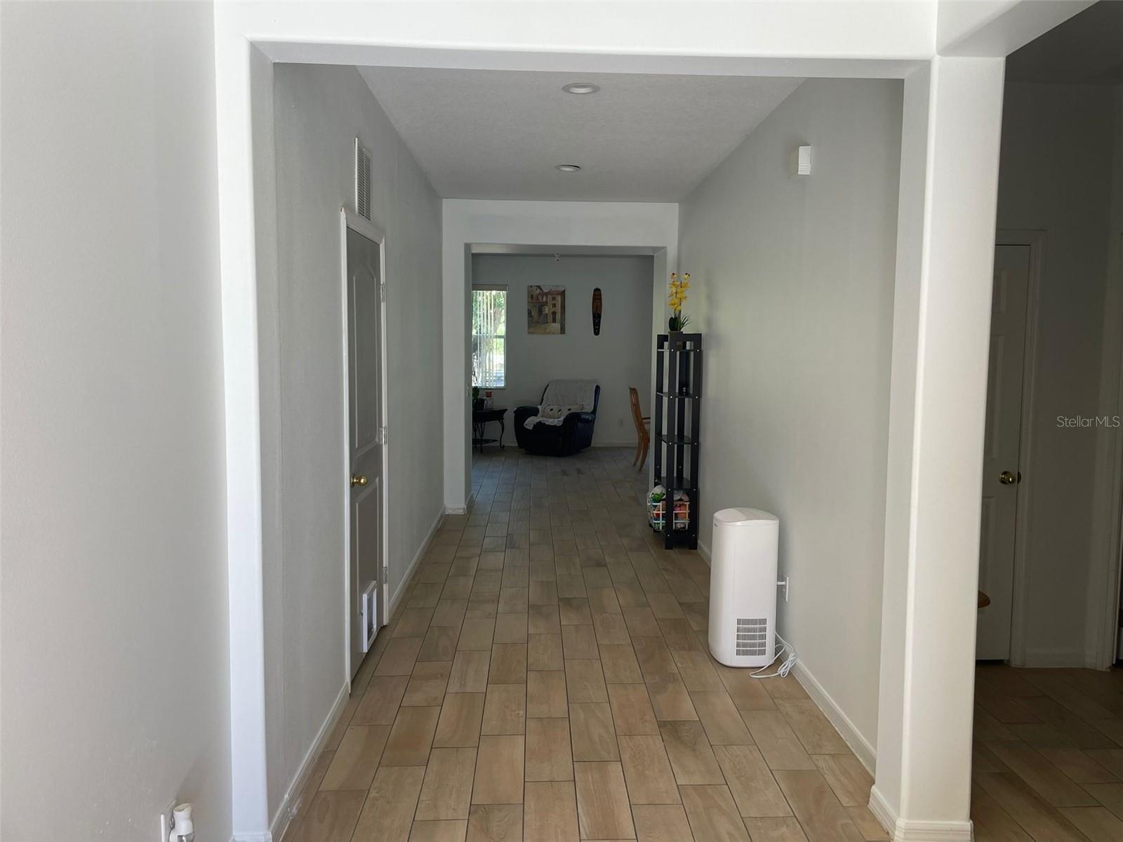 Image 14 of 24 For 13038 Oulton Cir