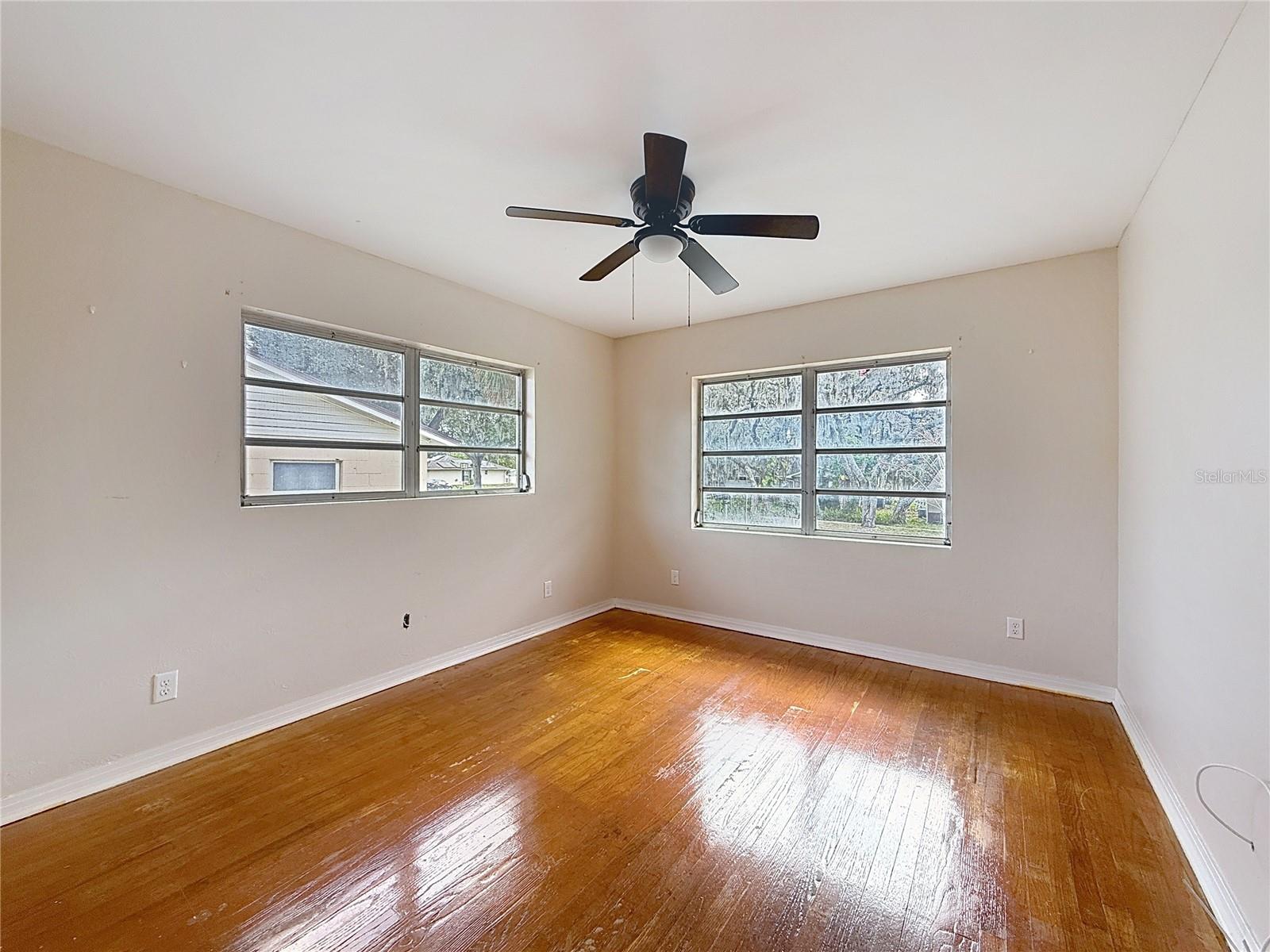 Image 14 of 27 For 114 Palm Street