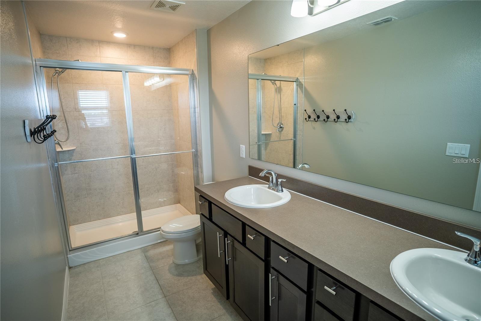 Image 19 of 30 For 131 Primrose Drive