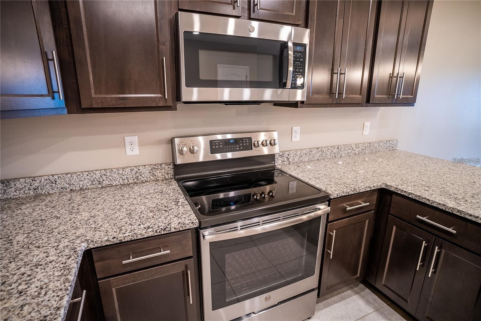 Image 4 of 30 For 131 Primrose Drive