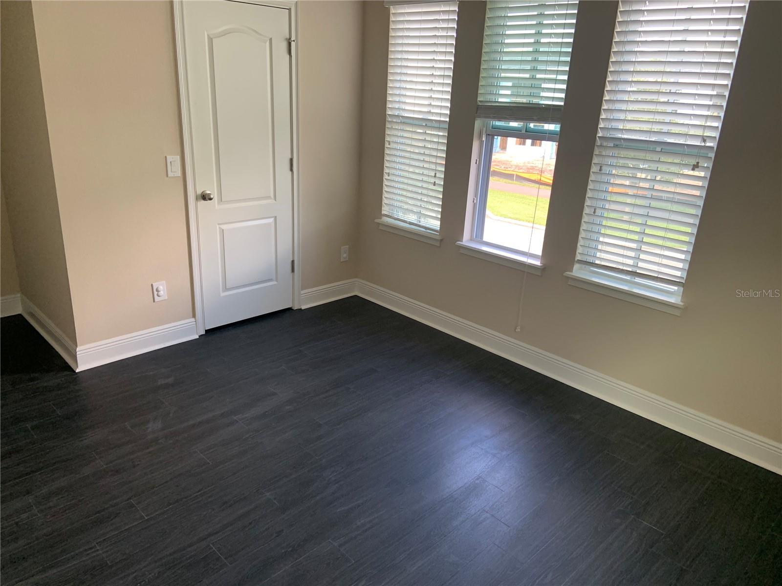 Image 13 of 30 For 8706 Tavistock Lakes Boulevard