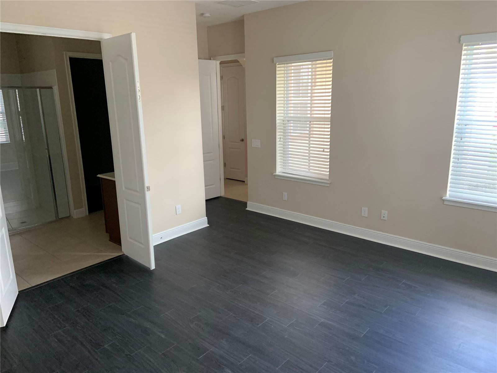 Image 8 of 30 For 8706 Tavistock Lakes Boulevard