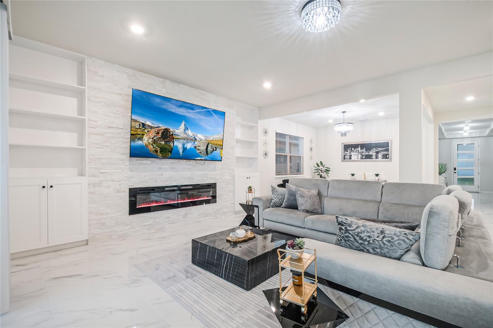 Image 16 of 53 For 6920 Rosy Sky Avenue