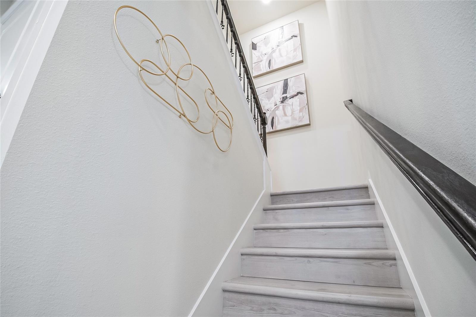 Image 27 of 53 For 6920 Rosy Sky Avenue