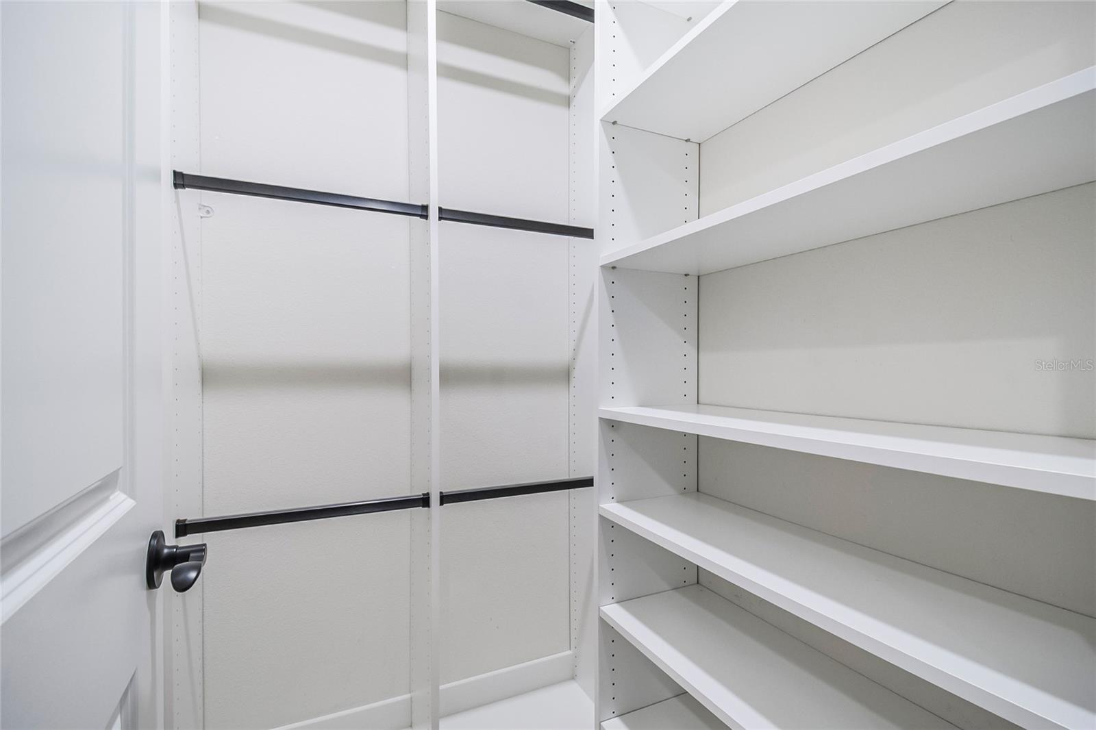 Image 42 of 53 For 6920 Rosy Sky Avenue