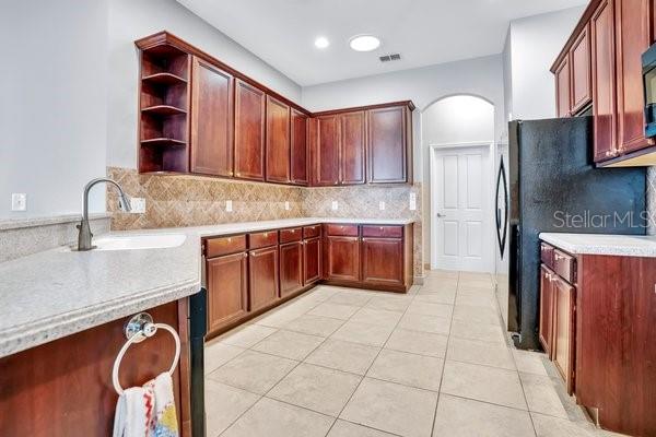 Image 14 of 44 For 3617 Holden Drive