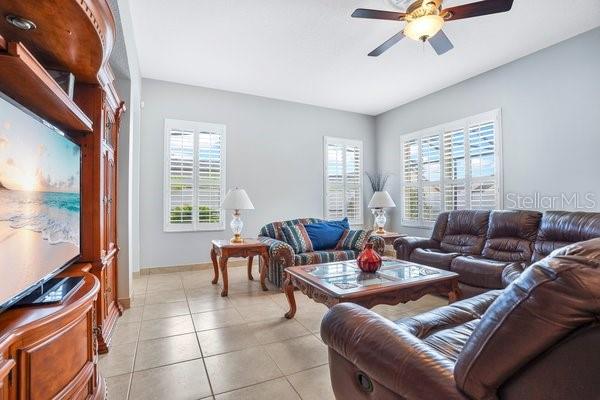 Image 15 of 44 For 3617 Holden Drive