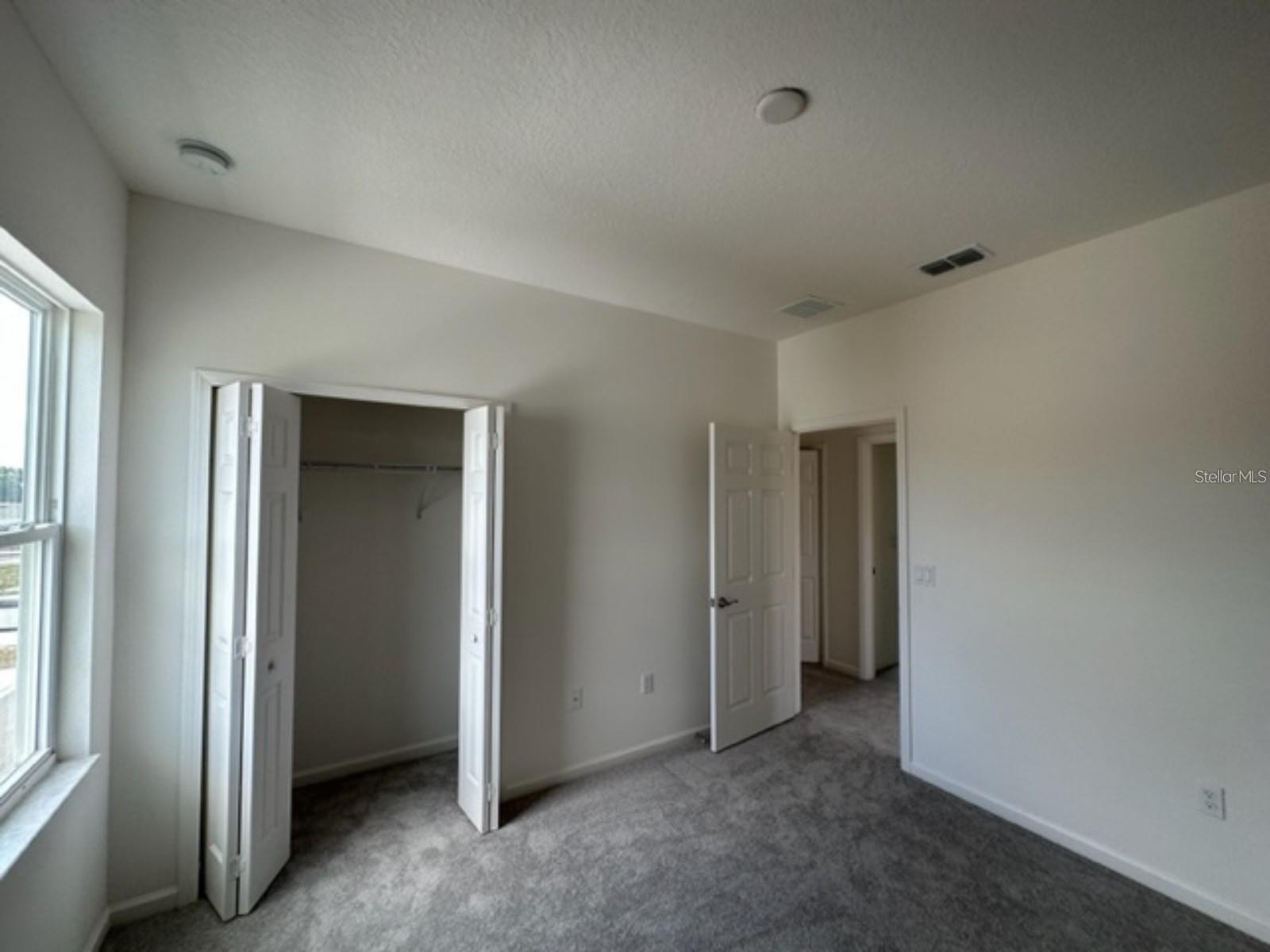 Image 6 of 14 For 263 Bella Prestwick Boulevard