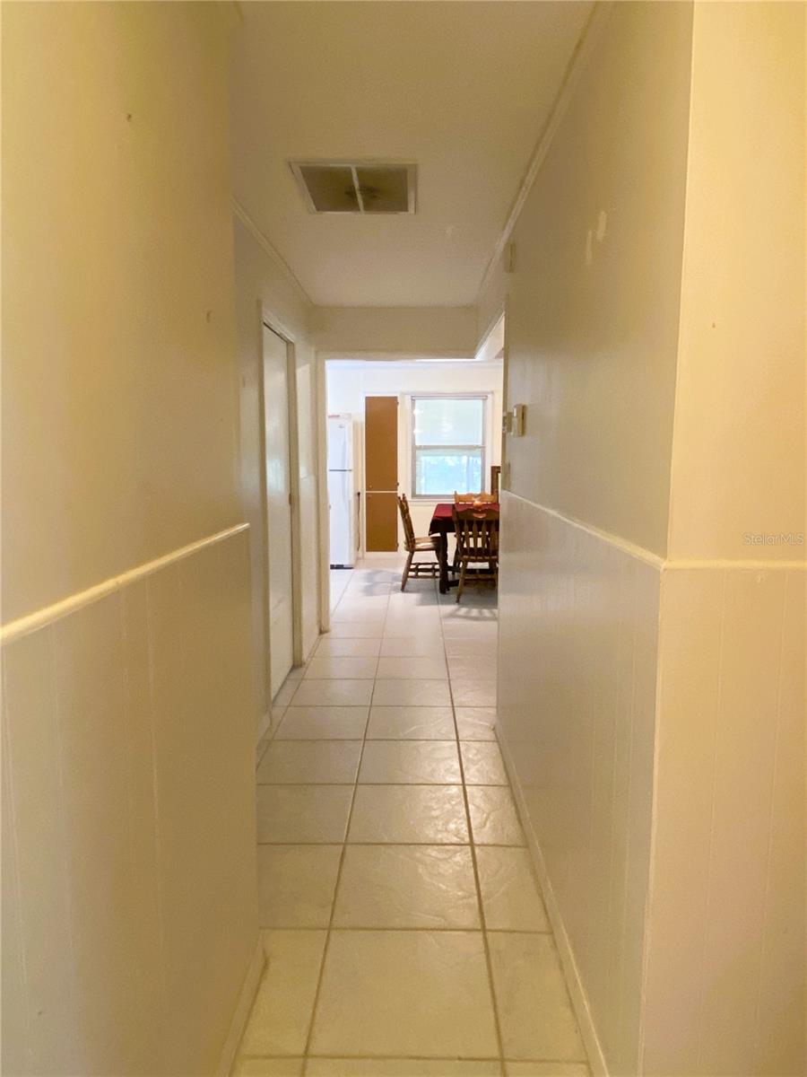 Image 20 of 27 For 5500 Lake Lizzie