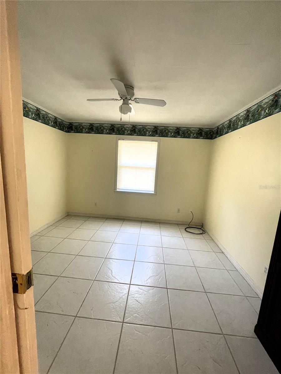 Image 26 of 27 For 5500 Lake Lizzie