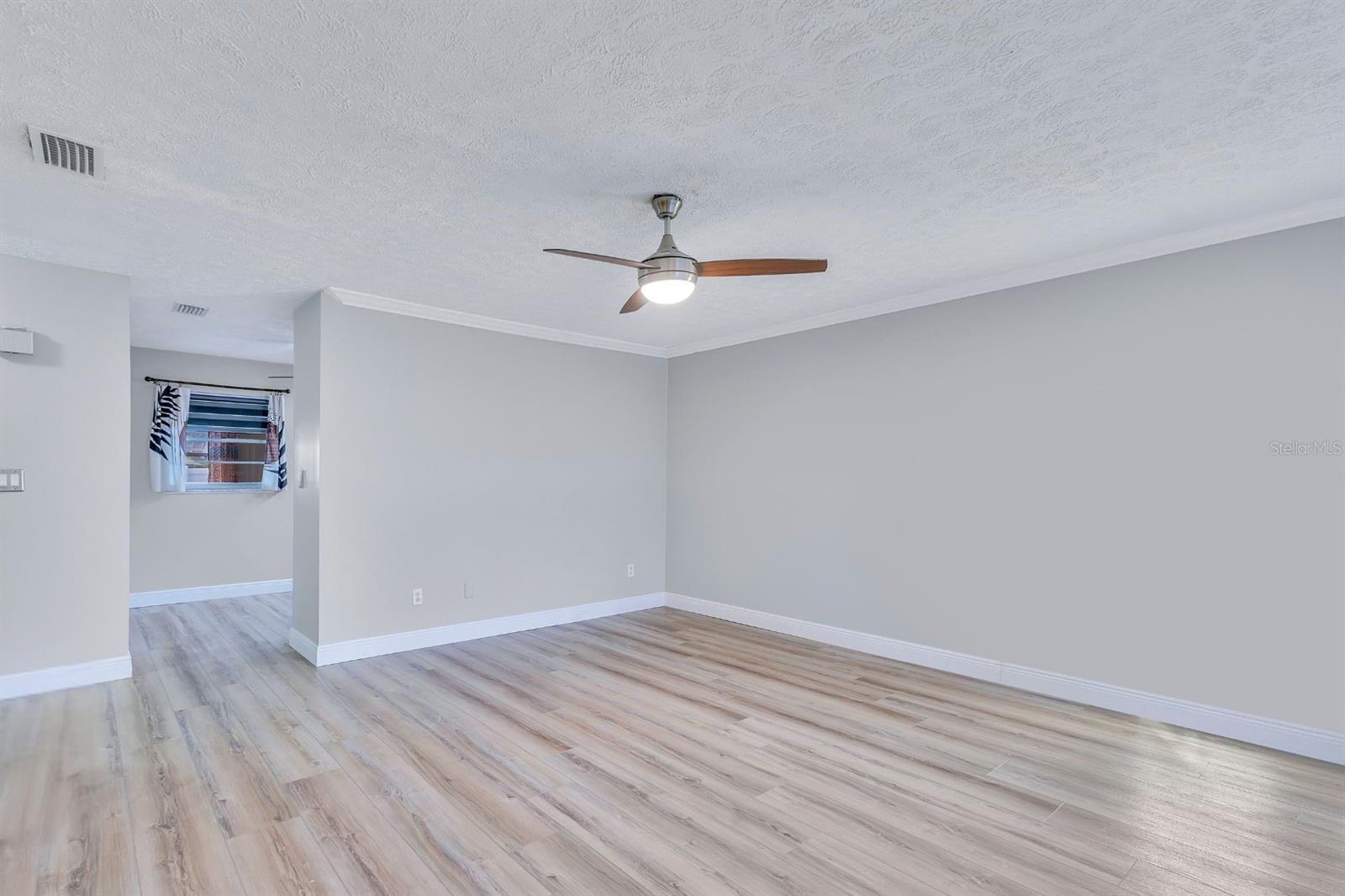 Image 9 of 29 For 212-214 Tennessee Avenue