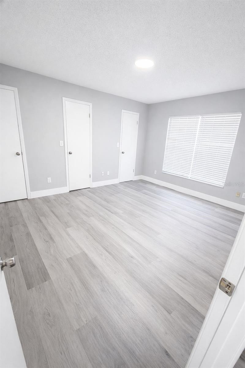 Image 6 of 13 For 8273 Cascade Oaks Drive