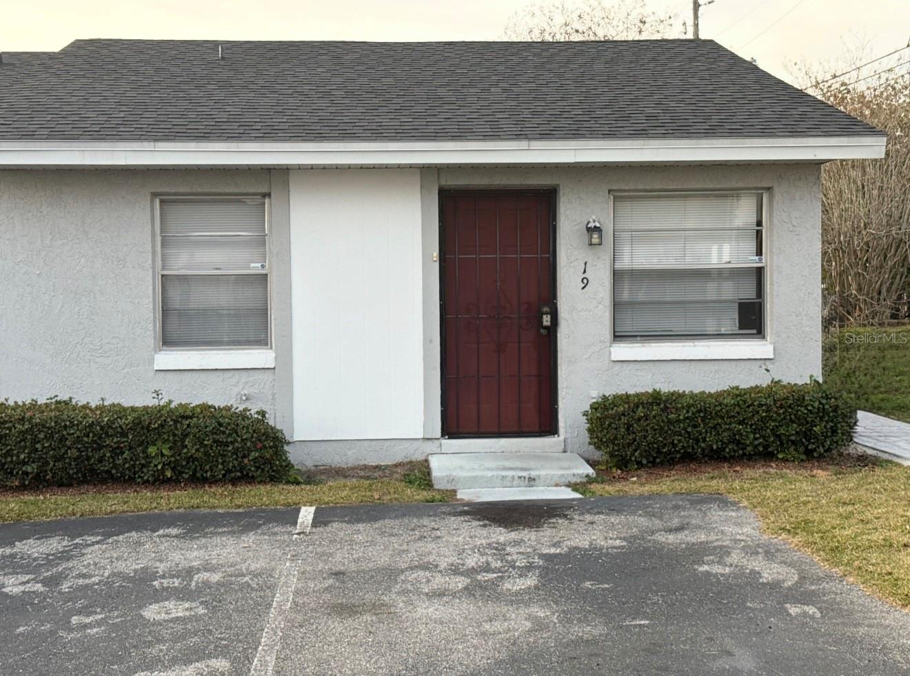 Listing Details for 19 Lake Villa Way, KISSIMMEE, FL 34743