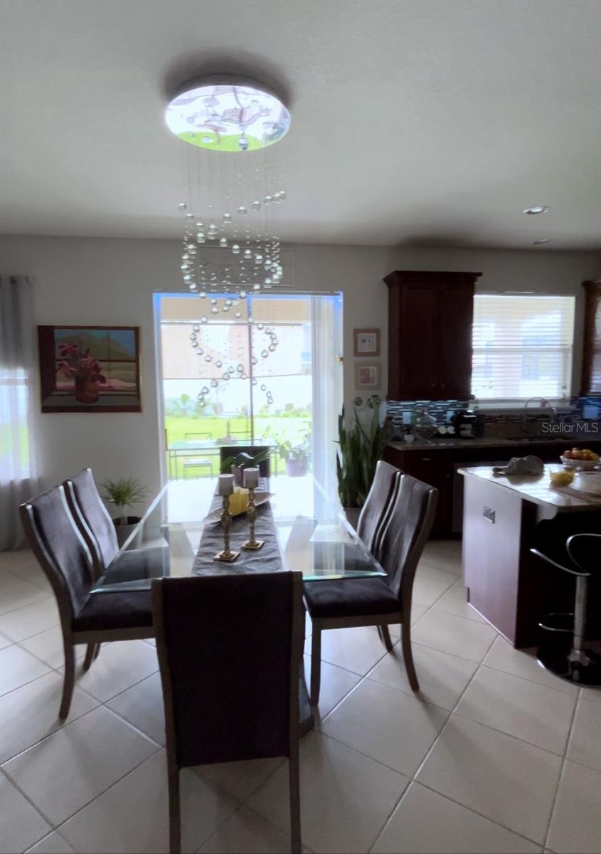 Image 21 of 50 For 8118 Platts Avenue