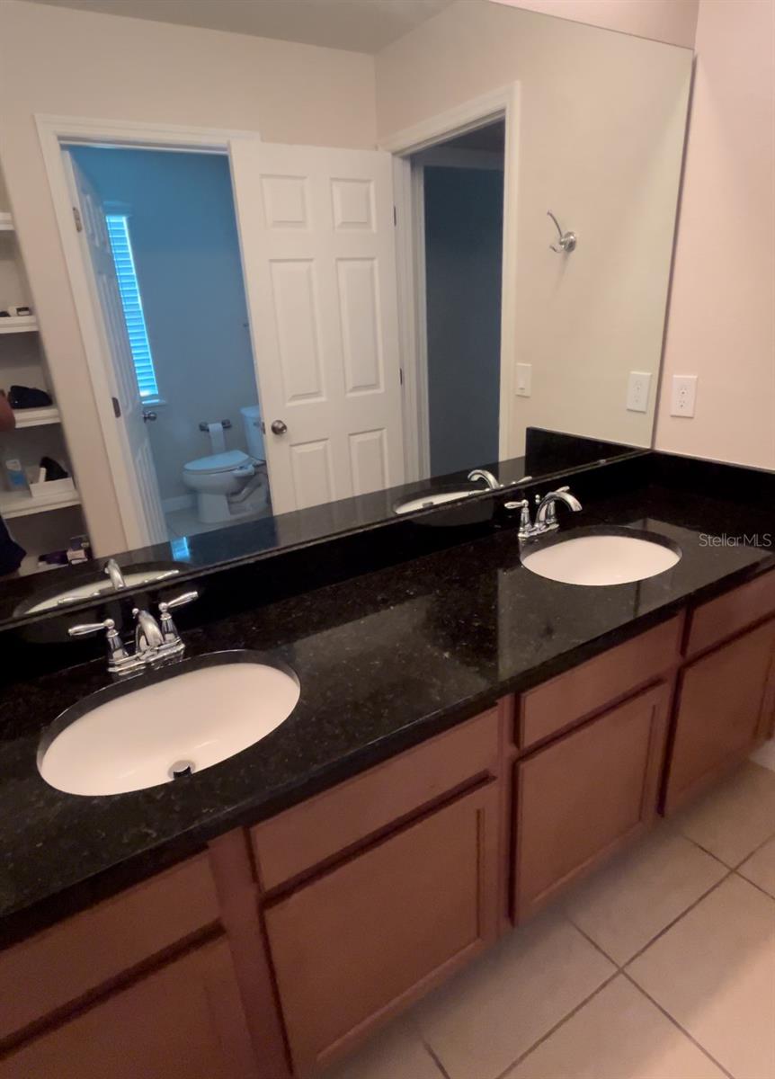 Image 27 of 50 For 8118 Platts Avenue