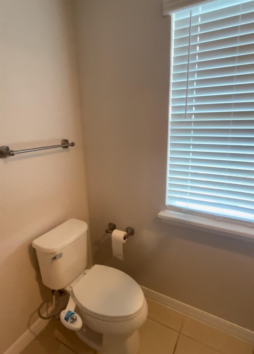 Image 29 of 50 For 8118 Platts Avenue