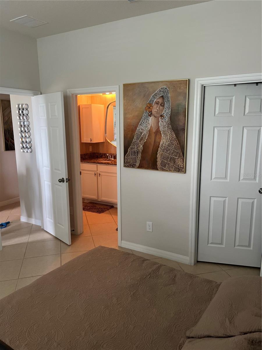 Image 38 of 50 For 8118 Platts Avenue